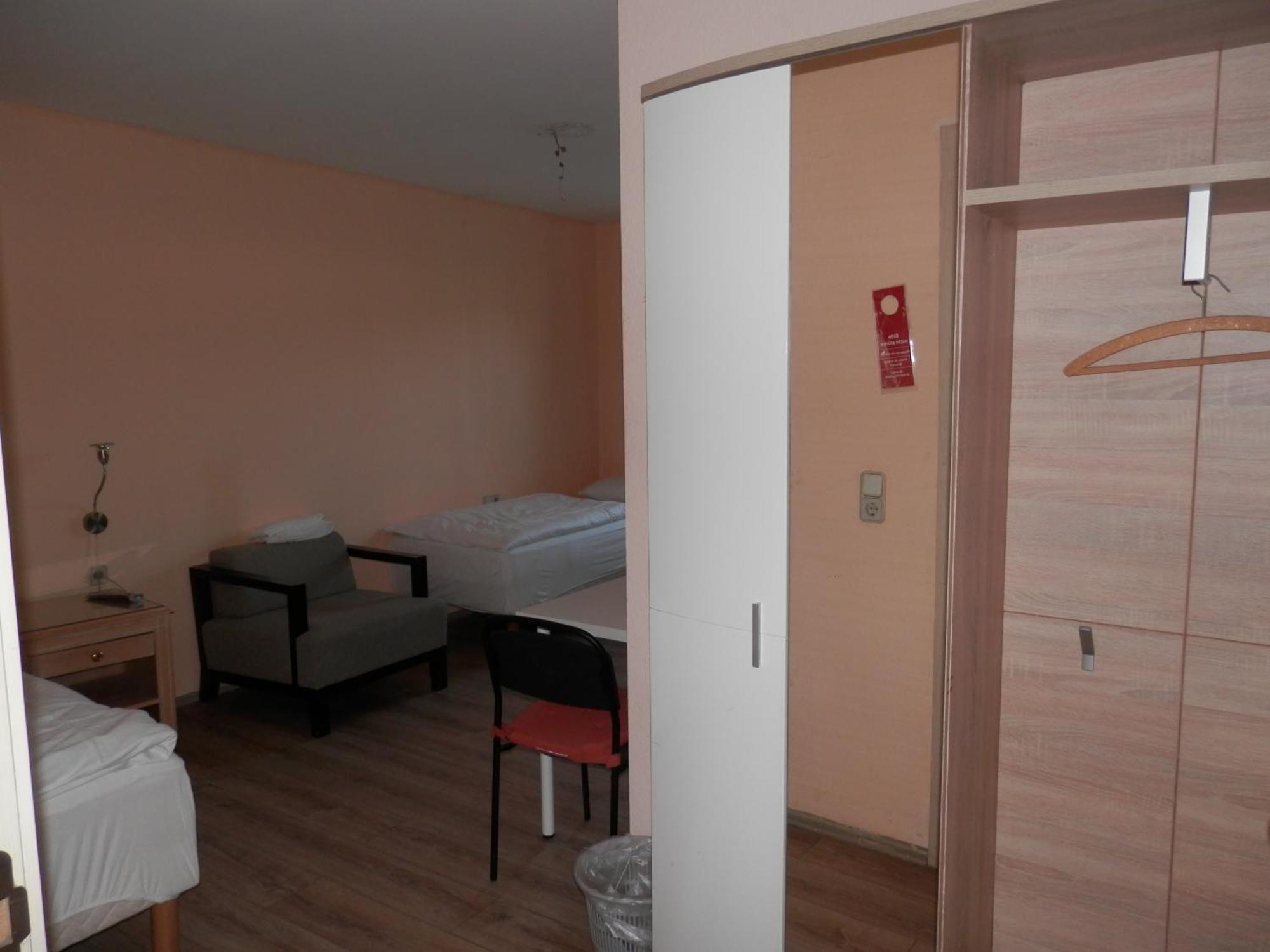 Relax Hotel-Ludwigshafen エクステリア 写真